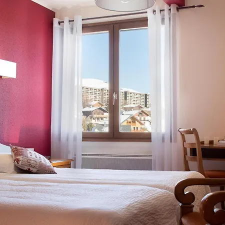 Les Soldanelles Hotel 3*